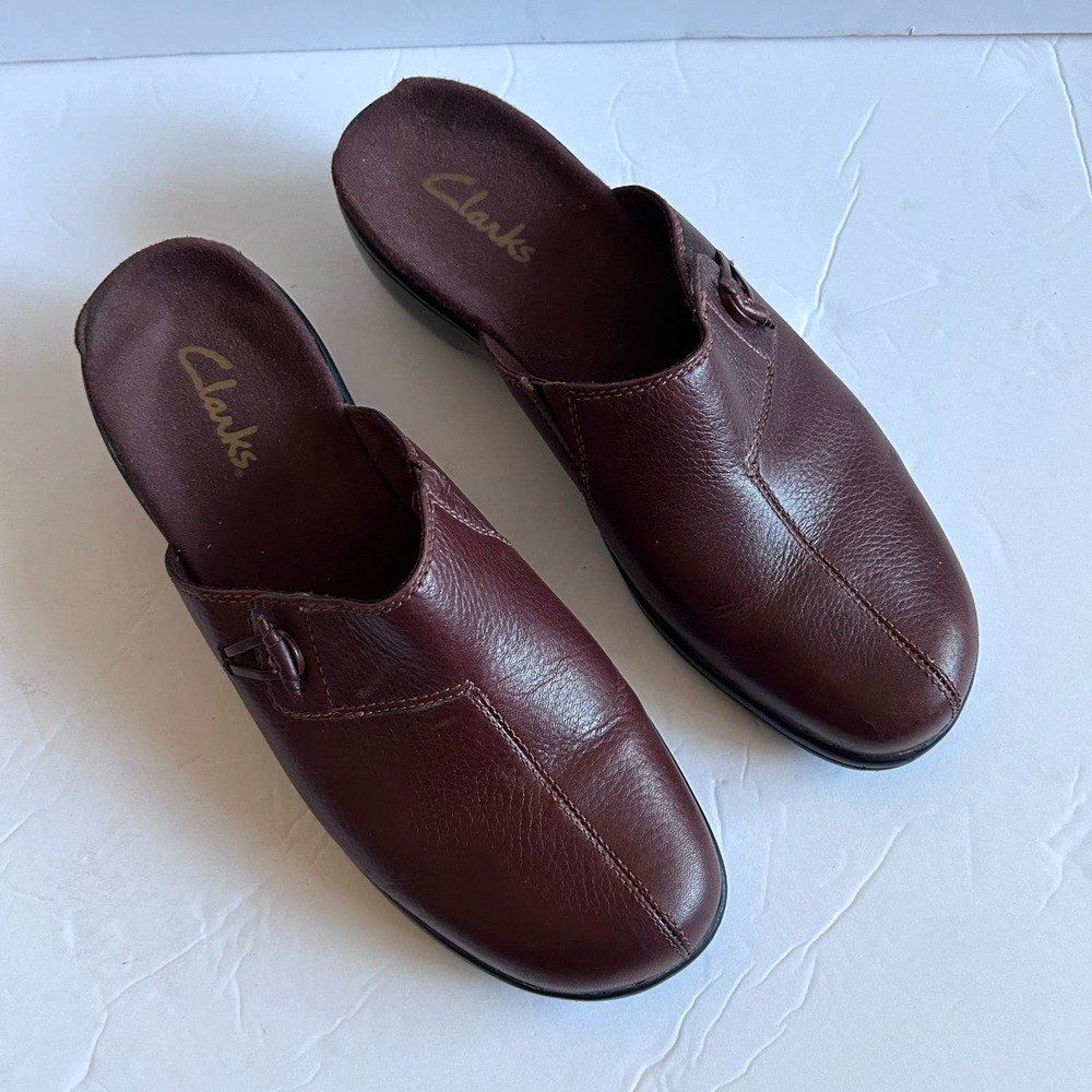 Clarks Women's Mules Sz 7.5 Brown Leather Slip On Comfort Shoes Western Boho